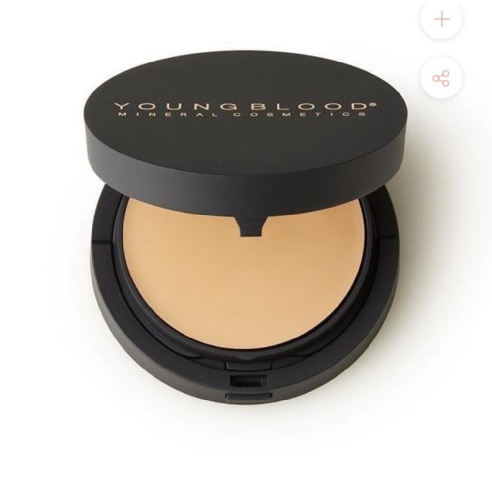 Honey shade of Youngblood foundation.